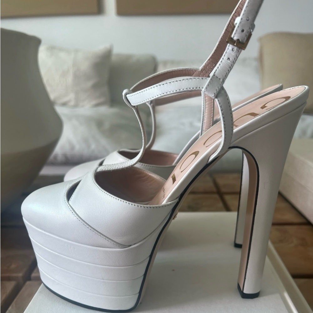 Gucci off white hight heels